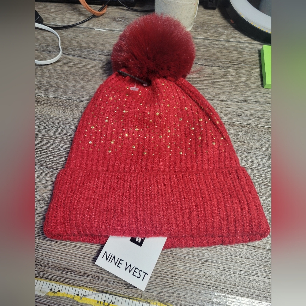 Nine West NWT Women's Red PomPom Winter Hat